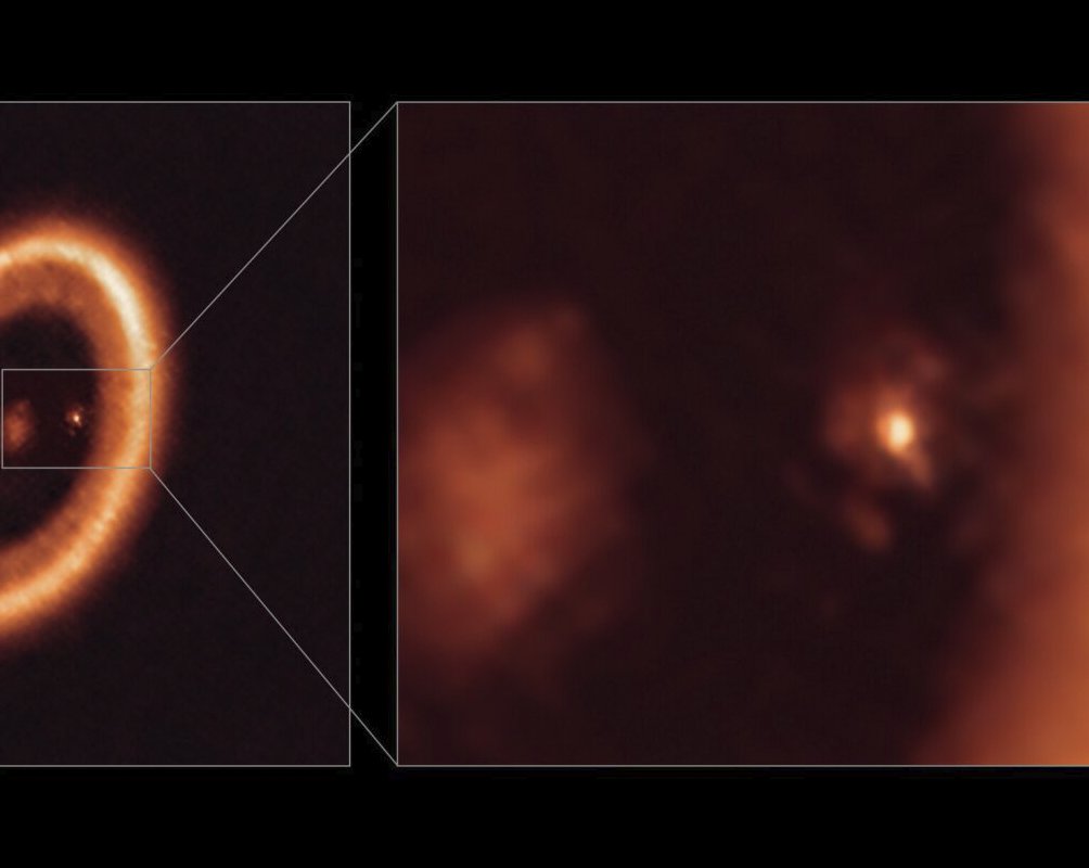 «Джеймсу Уэббу» удалось заснять процесс формирования экзопланеты и экзолун